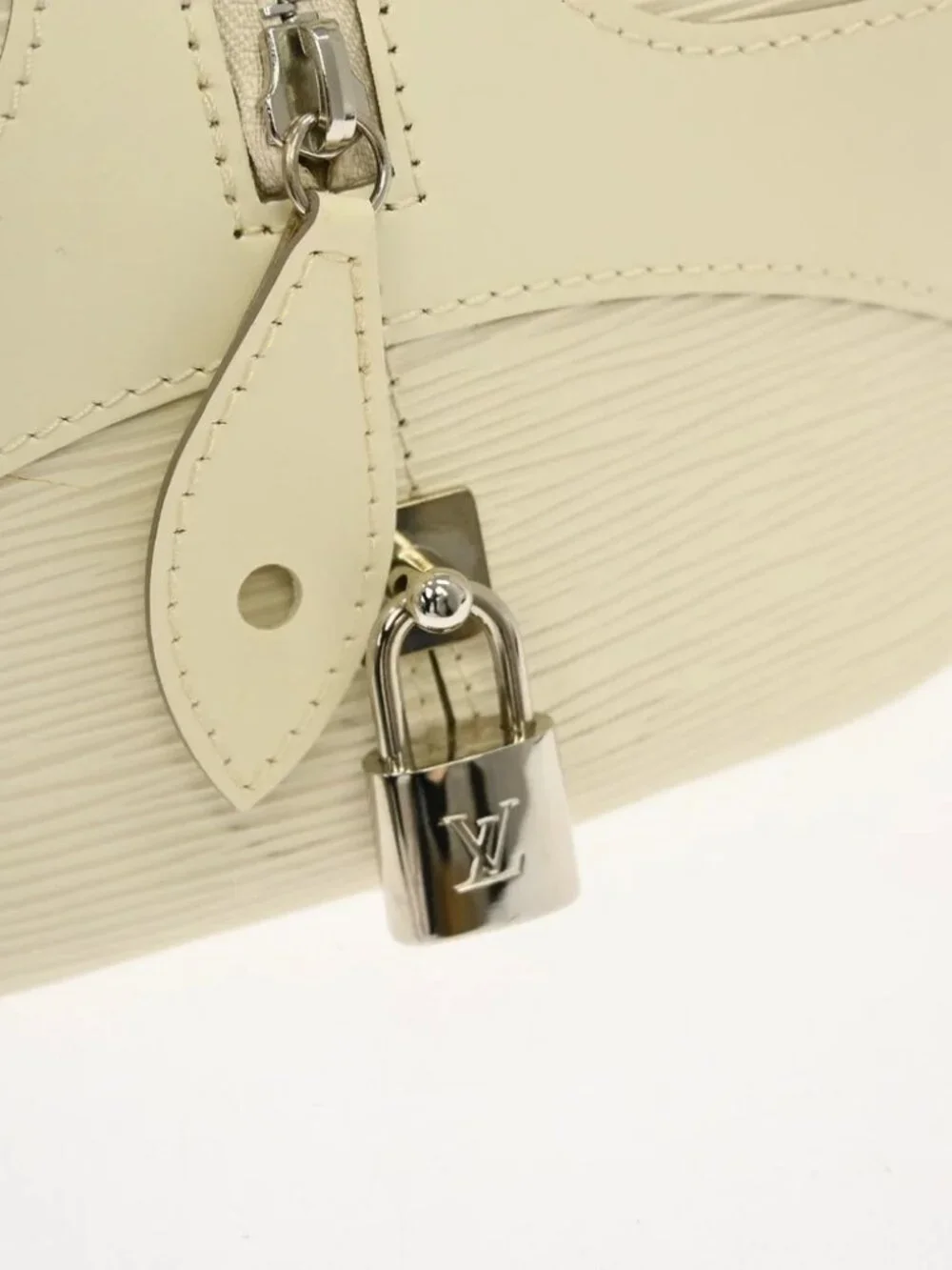Louis Vuitton Epi Bowling Montaigne PM Handbag